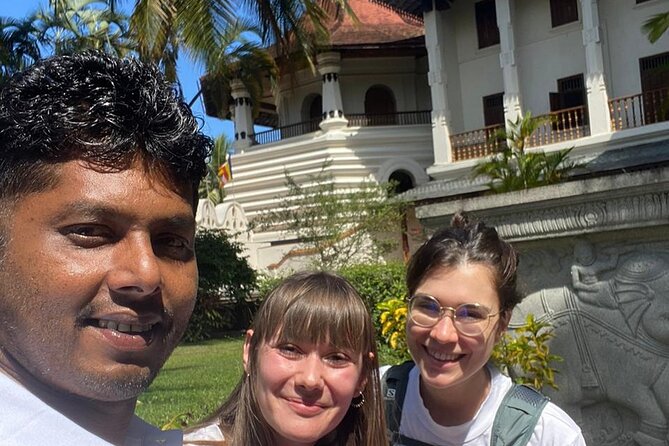 10 Days Sri Lanka Tour with Sujeewa - Day 4: Trincomalee beaches plus the British War Cemetery
