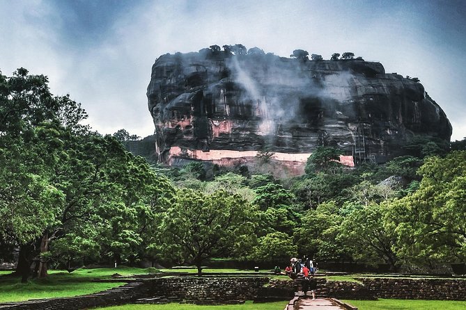 3 Days Tour to Kandy Nuwara Eliya & Sigiriya from Colombo - Day 3: Sigiriya’s rock fortress and the Dambulla cave temples