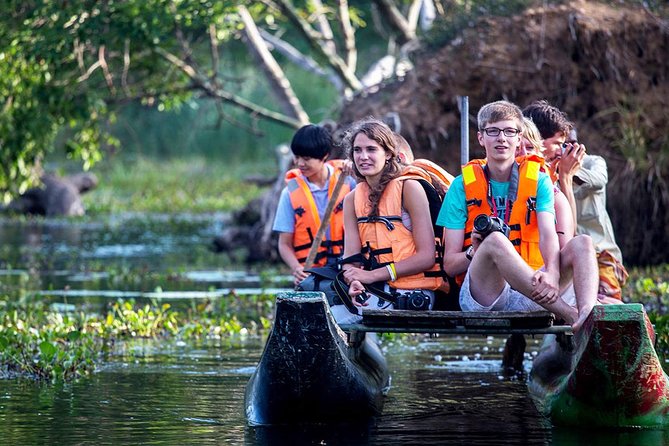 4-Day Essence of Sri Lanka Tour - Hotels, meals, and transport: comfortable enough, but read the fine print