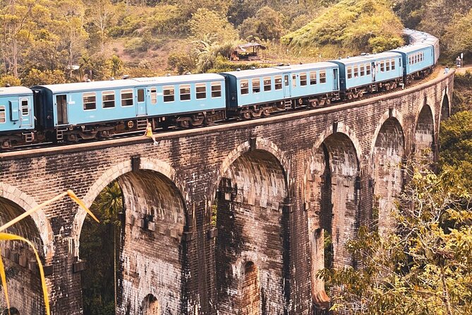 7 Days Tour in Sri Lanka Hotels with Breakfast and Luxury Car - The comfort upgrade: luxury car, pickup, and a smoother route