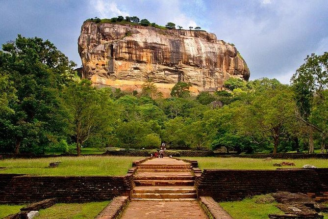 7 Nights Private Tour Of Sri Lanka - Day 7 Madu River Mangroves, Kosgoda Turtles, and Colombo City Highlights