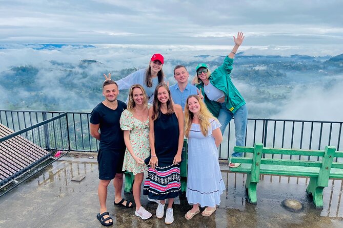 8 Days Private Guided Multi Day Tour in Sri Lanka - Day 2: Kandy to Ella by train, starting from Nanuoya