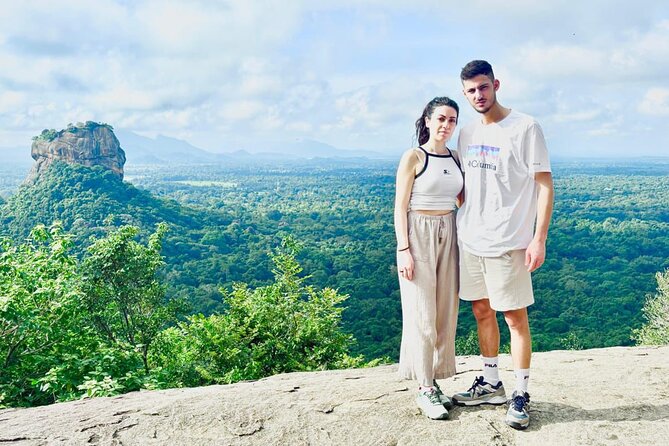 8 Days Sri Lanka Private Round Tour - Day 5: Ella’s Nine Arches Bridge, Little Adam’s Peak, and Rawana Falls
