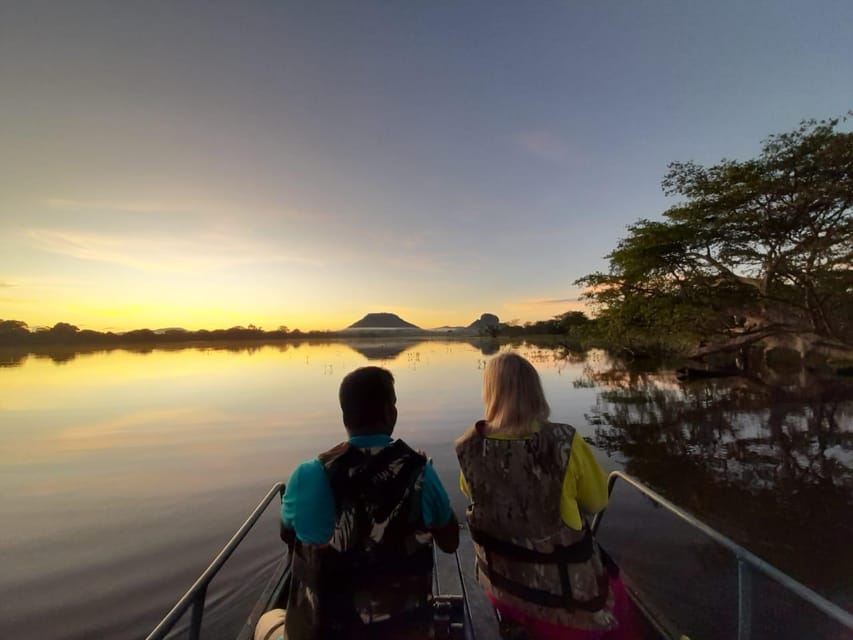 A Hidden Gem in Sigiriya: Magical Boat Journey. - The Pace and Group Size: Easy, Social, and Not a Crowd