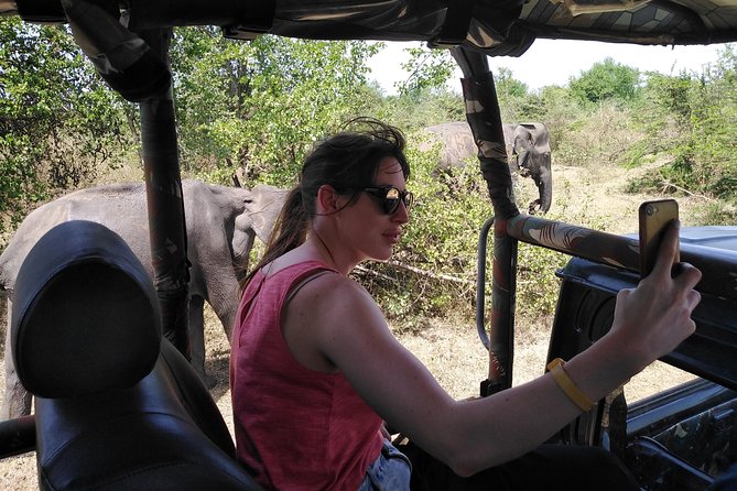 A Udawalawa Park safari, Tour from Colombo/Galle- (All inclusive) - Who’s running the day: Harasara Tours and the human factor
