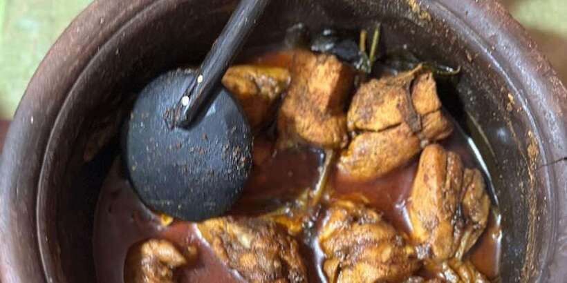 Authentic Sri Lankan Cooking Class in Kandy by Local Family - Entering a quiet Kandy home near Bahirawakanda