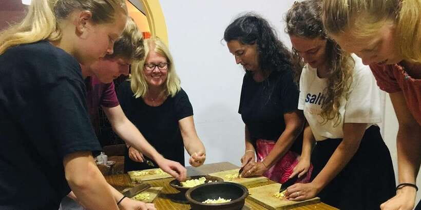 Authentic Sri Lankan Cooking Class in Kandy by Local Family - If you go to the market with Dinesha, you’ll cook smarter