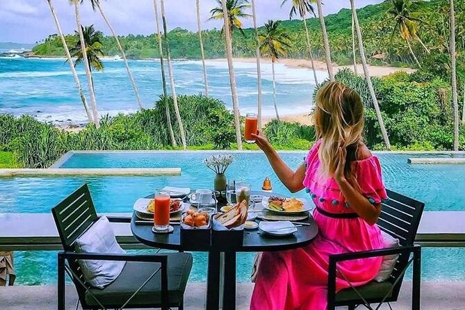 Budget Tours Sri Lanka with 7 Nights accommodation - Day 4: Train to Ella (12:40), Lake Gregory, Victoria Park, and Little Adam’s Peak