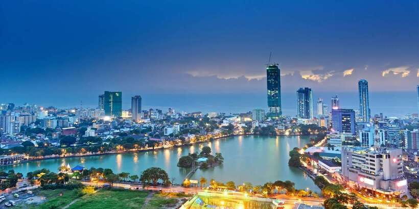 Colombo: All-Inclusive Morning & Afternoon Private City Tour - Lotus Tower: The Modern Colombo Landmark for Photos and City Views