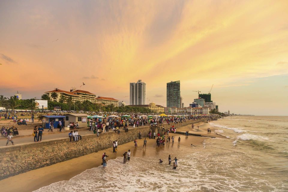 Colombo: All-Inclusive Morning & Afternoon Private City Tour - Gangaramaya Temple: Worship, Views Over Water, and a Small Museum