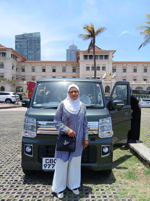 Colombo: City Sightseeing Tour by Car with Driver-Guide - Value and logistics: what you’re really paying for