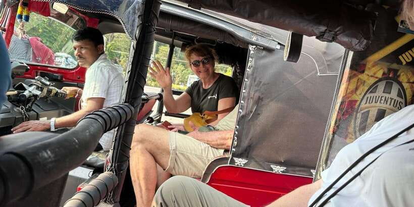 Colombo: City Sightseeing Tour by Tuk-Tuk with Pickup - Why this Colombo tuk-tuk tour works (and for whom)