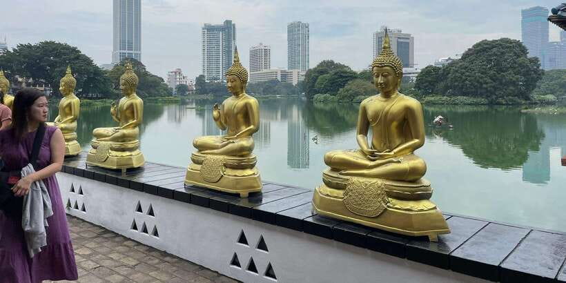 Colombo: City Sightseeing Tour by Tuk-Tuk with Pickup - Temples and dress code: the stuff you should not wing