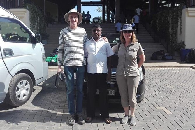 Colombo City to Colombo Airport (CMB) private Transfer - Smooth Airport Handoff From Your Colombo Hotel
