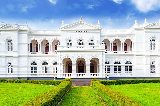 Colombo City Tour - Marine Drive at sunset: tea, shopping, and an easy handoff