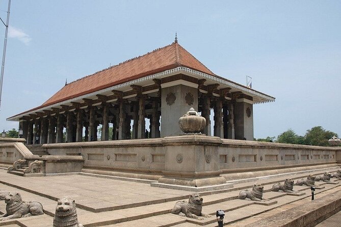 Colombo City Tour By Tuk Tuk Sightseeing -Entry Tickets Included - Stop-by-Stop: What You’ll See (and Why Each One Matters)