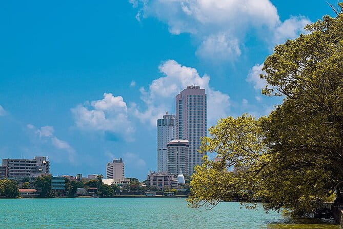 Colombo City Tour | From Colombo Port - Gangaramaya Temple and the Nearby Old-City Icons