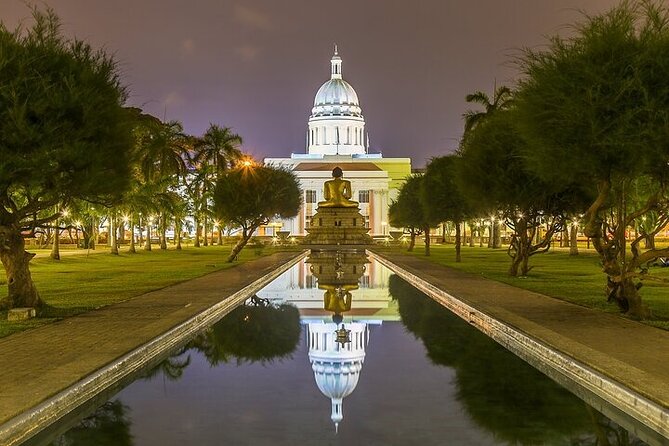Colombo City Tour With Historical Places ( All Inclusive ) - Jami Ul-Alfar Mosque: A Red Landmark in the City