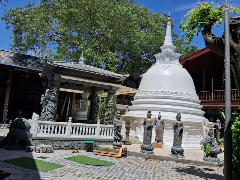 Colombo Heritage &Culture City Tour by Tuk Tuk ALL INCLUSIVE - Colombo Fort lighthouse and Lotus Tower views: where your photos finally look like Colombo