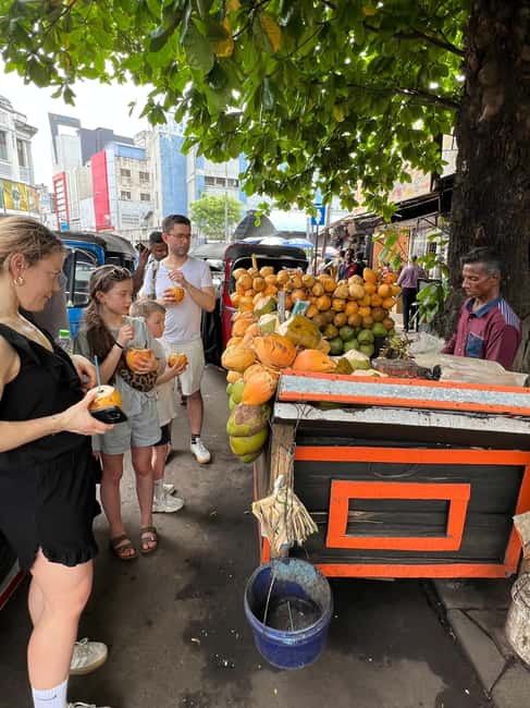 Colombo: Local Food Tour & Sightseeing by Tuk-Tuk with Meals - Key highlights you’ll care about