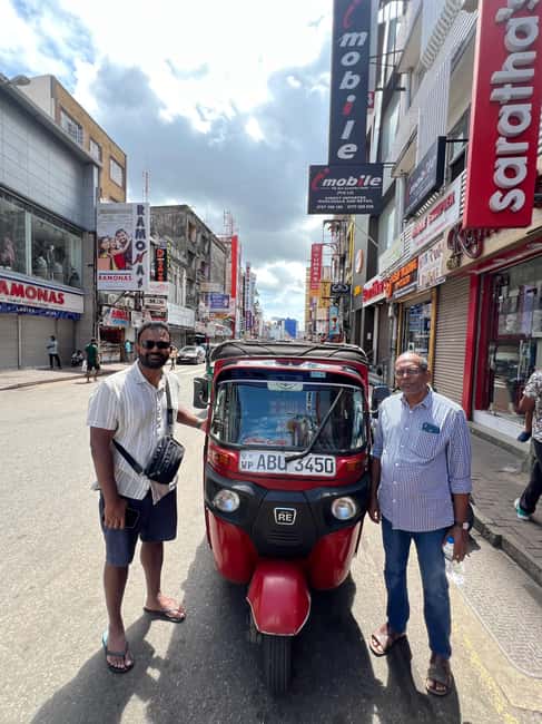 Colombo: Local Food Tour & Sightseeing by Tuk-Tuk with Meals - Coffee and tea stops in Colombo: Ceylon espresso meets tea culture