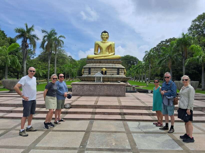Colombo: Local Guide with Colombo City Tour by Tuk Tuk - Lighthouse, Clock Tower (1857), and ocean views without the long detour