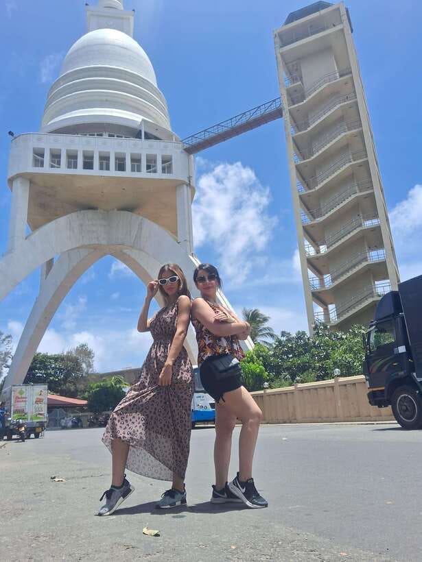 Colombo: Local Guide with Colombo City Tour by Tuk Tuk - Price and value: what you get for about $25