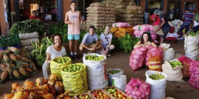 Colombo: Local Market Tour & Cooking Demo with Lunch - Choosing vegetables and fruit like a local (without overthinking it)
