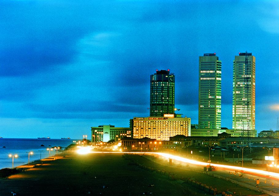 Colombo: Private City Sightseeing Tour - Gangaramaya Temple: Where the Noise Drops Away