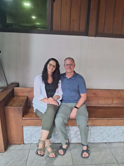 Colombo: Private City Tour by Tuk tuk - All Inclusive - Independence Square, Old Parliament, and Galle Face Green’s sea-breeze break