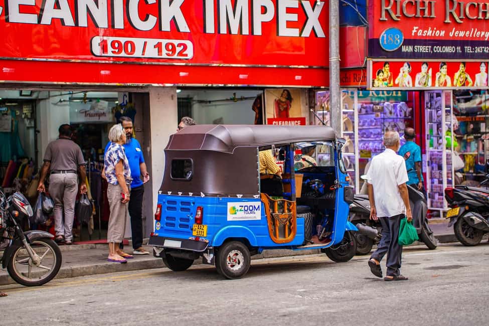 Colombo: Private Tuk-Tuk City Tour with Guide & All Tickets - Pickup and drop-off: the part that saves your day