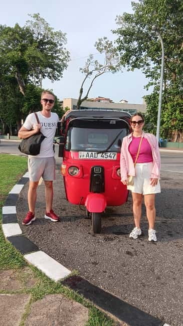 Colombo: Sightseeing Tour by Tuk Tuk Safari - All Inclusive - Key highlights at a glance