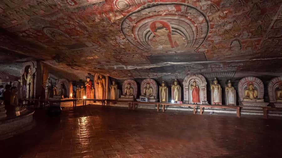 Colombo: Sigiriya Rock Fortress & Dambulla Cave Temple Tour - What to pack (and what to skip) for Sri Lanka’s sun and steps