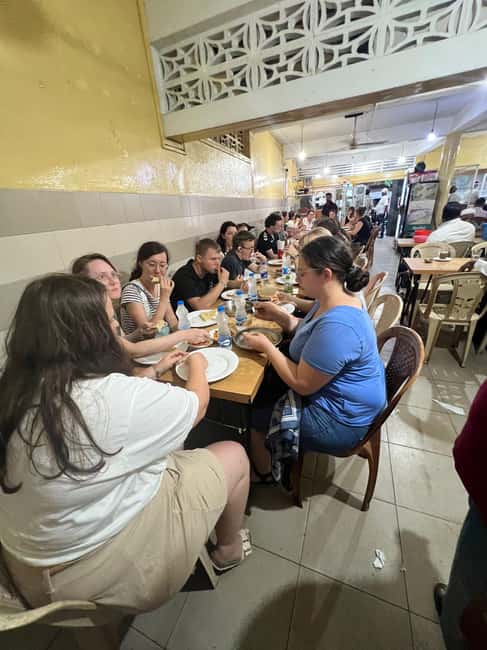 Colombo: Tastiest Local Food Tour by Tuk-Tuk Meals Included - Coconut pittu, juices, and how the dessert ending stays memorable