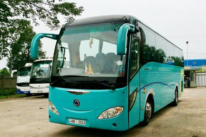 Colombo to Kandy Bus (Reserved Seats) - Air Conditioned - Reserved Seats and A/C Comfort on the Colombo to Kandy Route