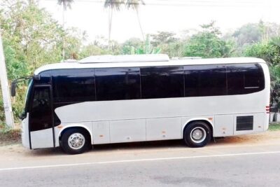 Colombo to Kandy Bus (Reserved Seats) - Air Conditioned - How the Boarding Process Works (And Why It Saves Time)