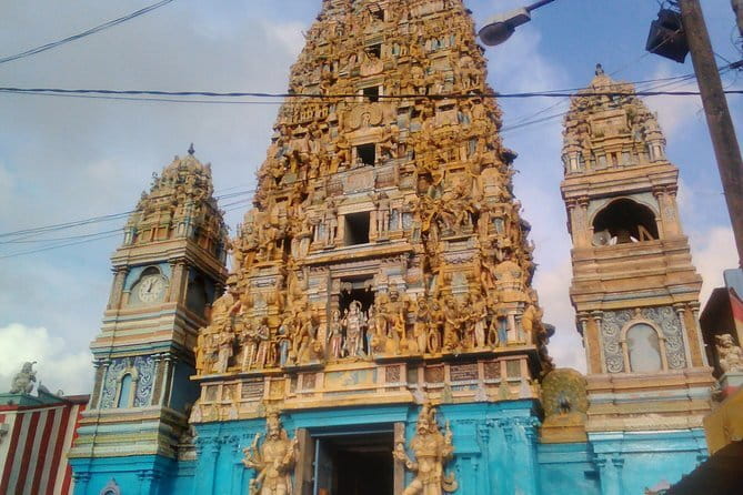 Colombo to Kandy Shuttle with Dambulla Sightseeing Tour - Dambulla Golden Temple Caves, World Heritage Status, and Timing