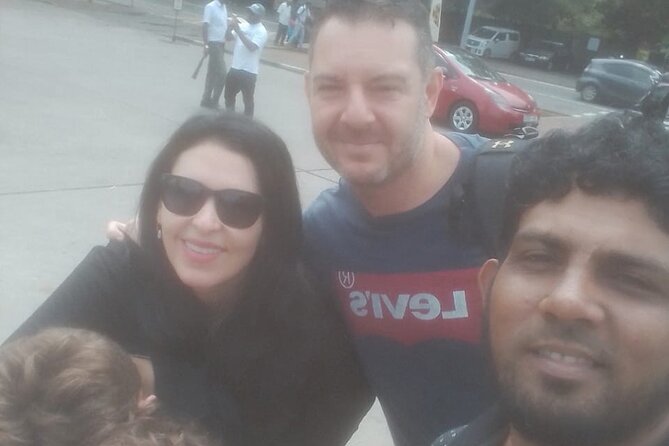 Colombo Tuk Tuk City Tour - Galle Face Green: sea air and 500 meters of public space