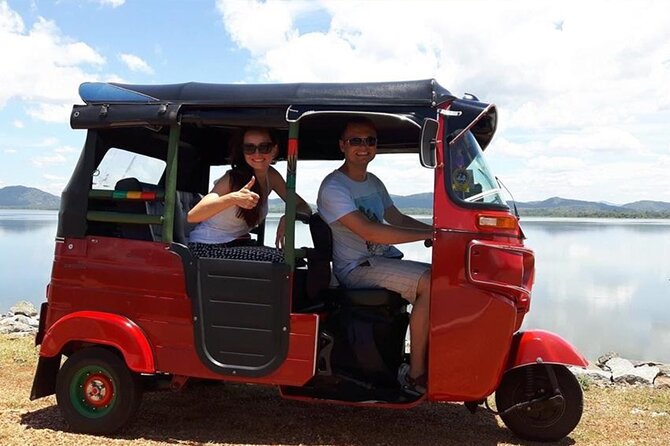 Colombo tuk tuk city tour -Entry Fees, and food Included - A 3–4 Hour Colombo Loop By Private Tuk Tuk