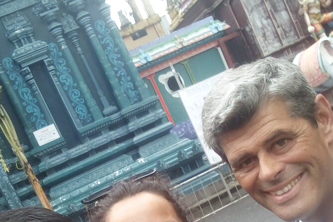 Colombo Tuk Tuk city tour with friendly Tuk driver(All inclusive) - Captain’s Garden Kovil: Colombo’s Oldest Hindu Temple Stop