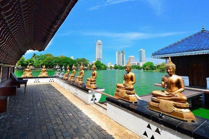 Colombo Walking Tour with Ajeet De Soyza - Cargills department store and the Grand Oriental Hotel: commerce meets status