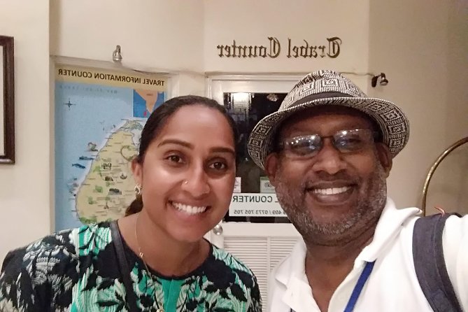 Colombo Walking Tour with Ajeet De Soyza - Pettah energy: Old Town Hall and the Pettah Bazaar walk