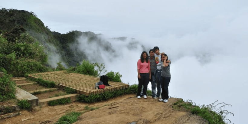 Comprehensive Excursion: Horton Plains and Pedro Tea Factory - Horton Plains first: why this highland plateau feels special