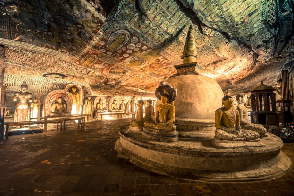 Dambulla: All Inclusive Sigiriya Rock & Dambulla Cave Temple - Dambulla Cave Temple: 153 Statues and Murals That Cover 2,100 Square Meters