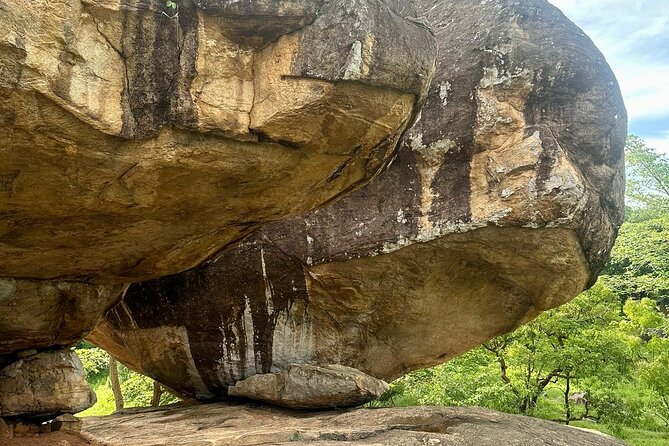 Delve Into Ancient Anuradhapura with Optional Visit to Mihintale - What makes this experience feel worth it