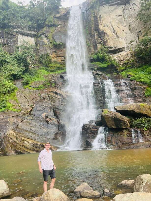 Ella Day Tour from Kandy with tea factory - Planning your day: pickup choices and a schedule that moves