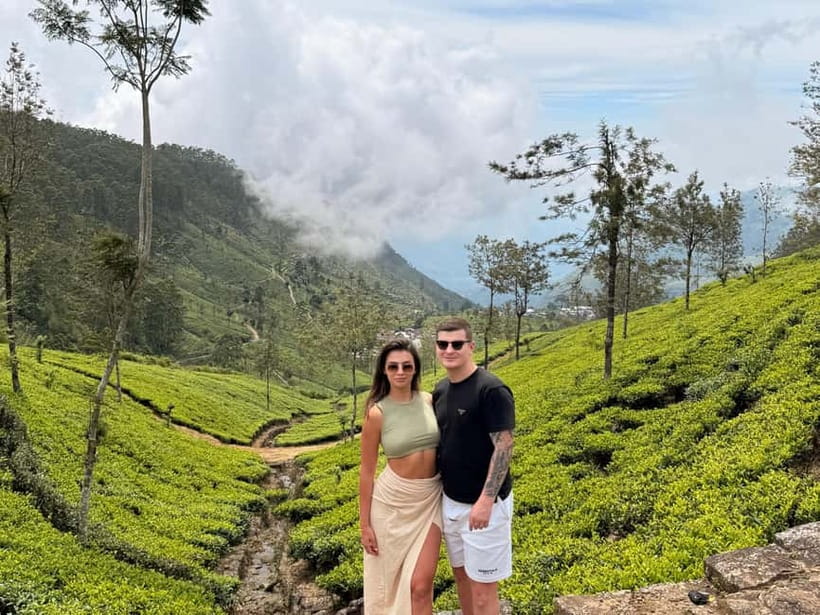 Ella Full-Day Tour from Mirissa/Ahangama/Hikkaduwa/Bentota - Little Adam’s Peak Hike: Where the Effort Pays Back