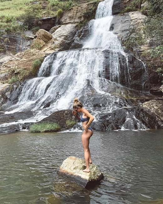 Ella: Ravana and Upper Diyaluma Falls Guided Tour - Reaching Upper Diyaluma: the hike to the panoramic view
