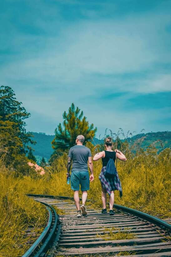 Ella: The Pekoe Trail Stage 16 - Ella to Demodara - Guide quality in a small group: Sampa and Dinuka style