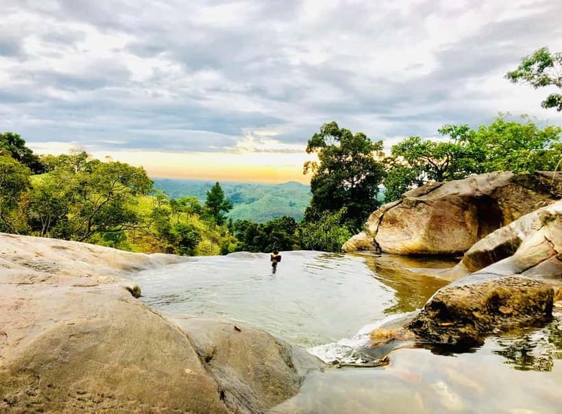Ella: Tuk Tuk Tour to Diyaluma and Secret Waterfalls - Ravana Falls: Ella’s biggest water, first stop